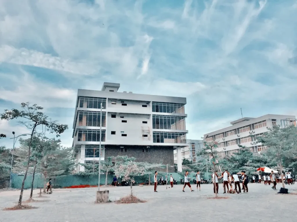Revolutionize School Communication with MySchoolAnywhere
